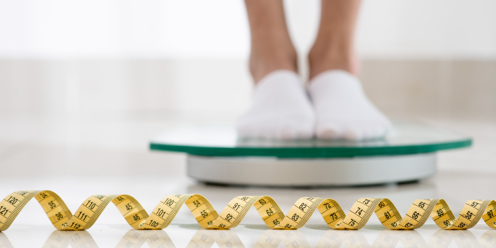 Retenção de líquidos e peso extra após as festas: o que fazer e que suplementos podem ajudar